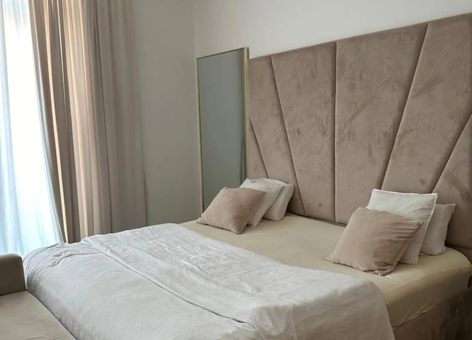 Magnifique Appartement Jvc 2 Chambres Dubai Apartment